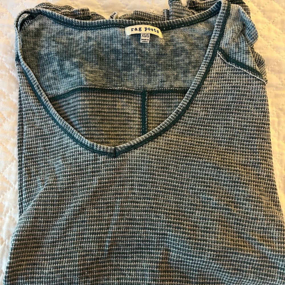 Long sleeve top